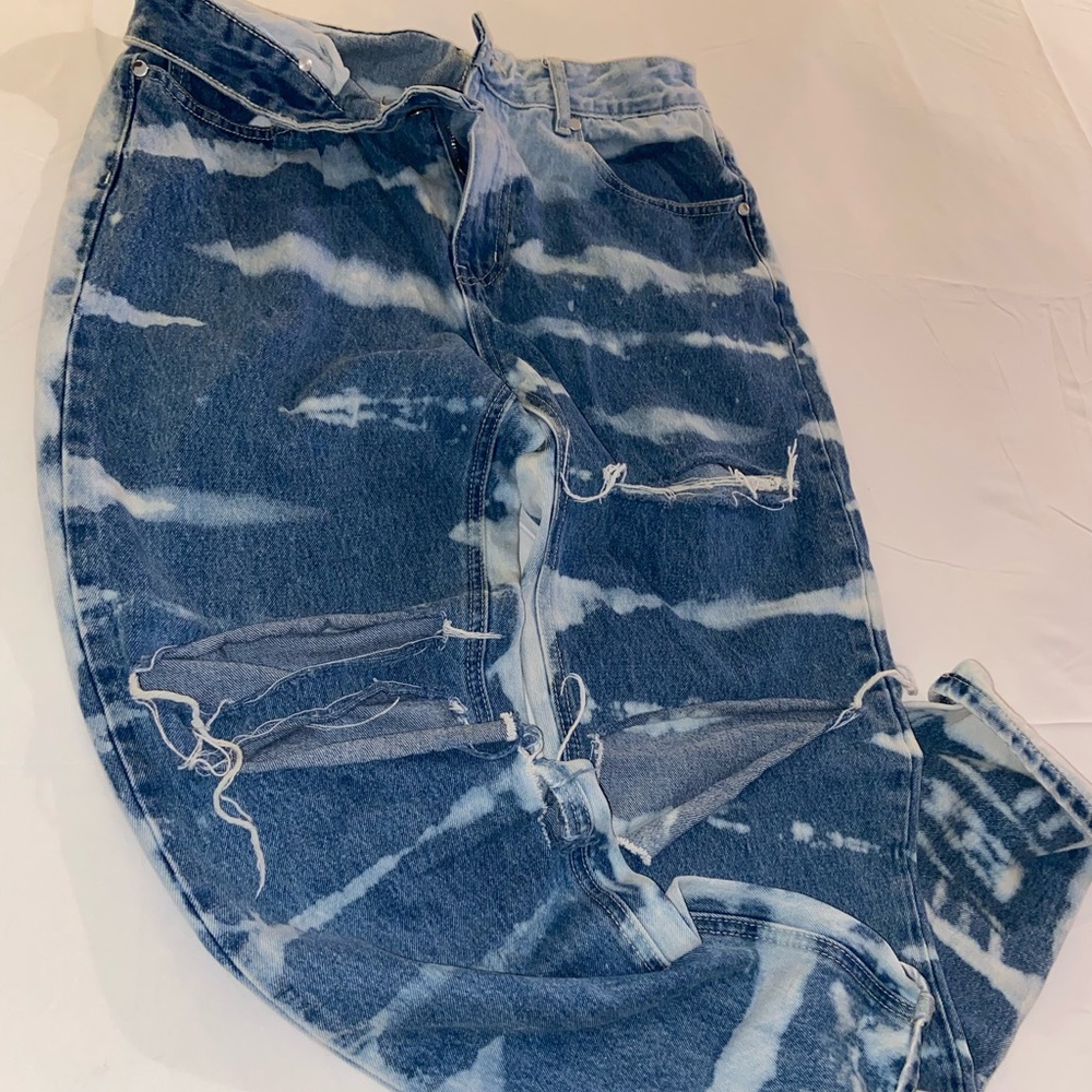 Blue bleached denim Jeans